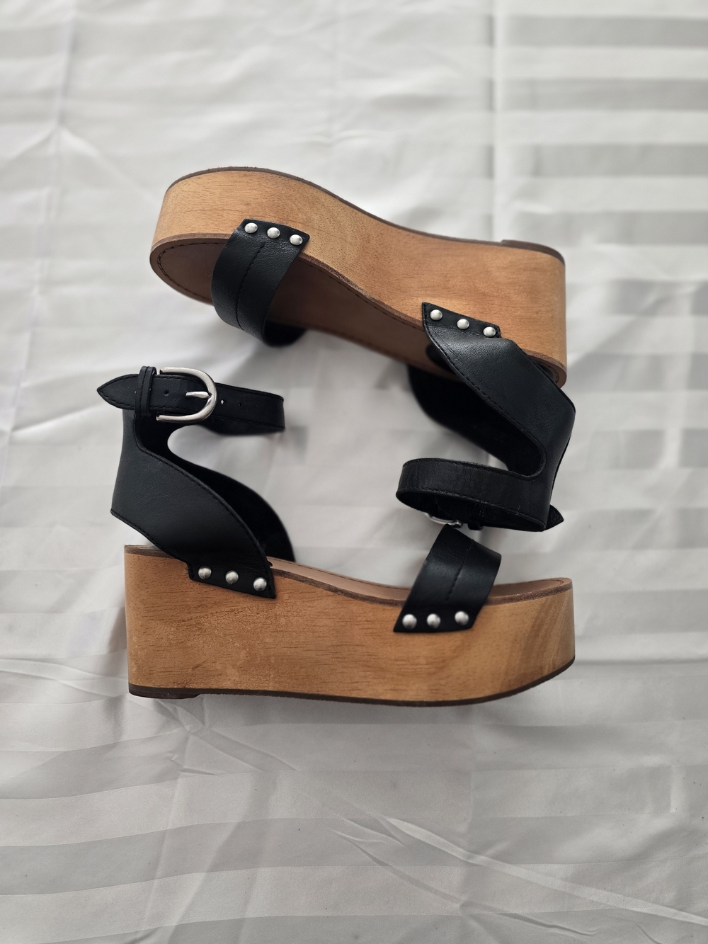 Frye Black Leather Platform Sandals with Wood-Look Sole - Size 9